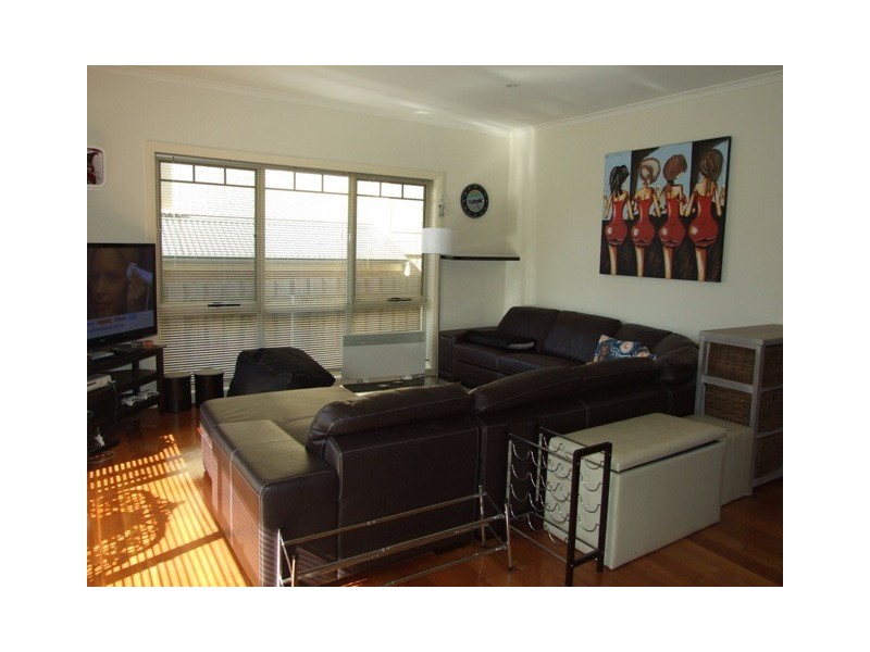 2/1-3 Morgan Street, Cowes VIC 3922