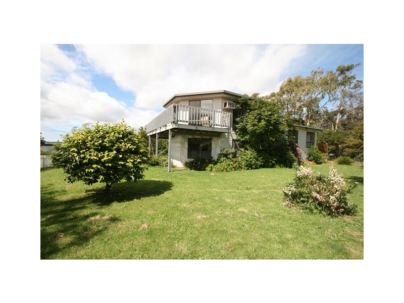 9-11 Reid Street, Rhyll VIC 3923