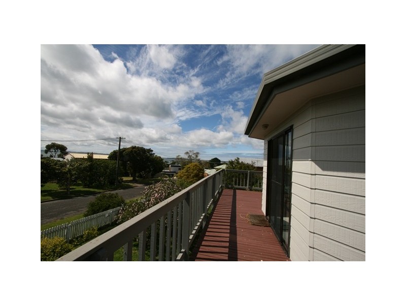 9-11 Reid Street, Rhyll VIC 3923