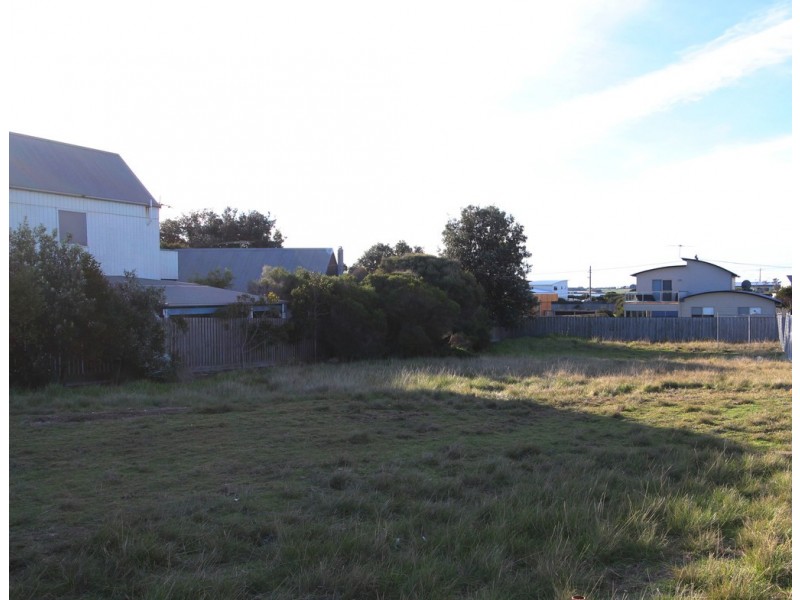 208 The Esplanade, Surf Beach VIC 3922