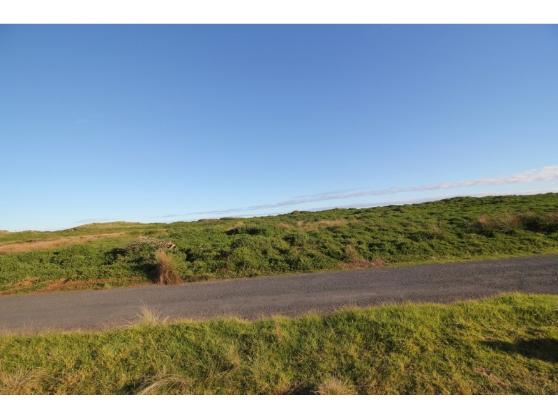 208 The Esplanade, Surf Beach VIC 3922