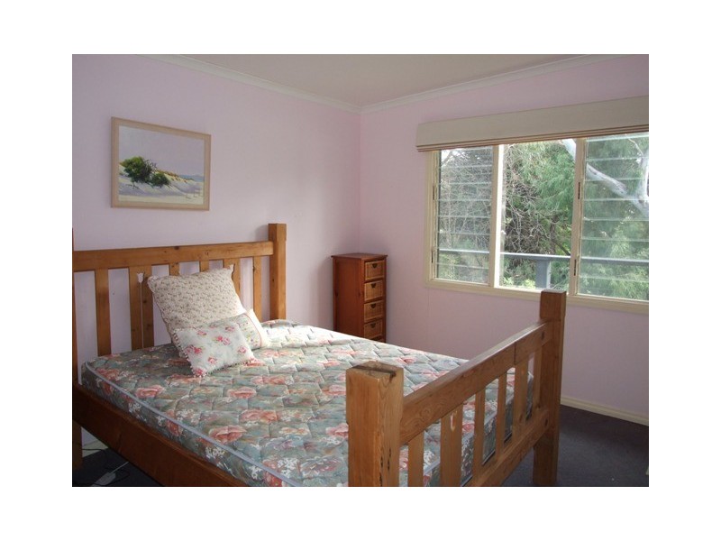 6 Poulter Avenue, Rhyll VIC 3923