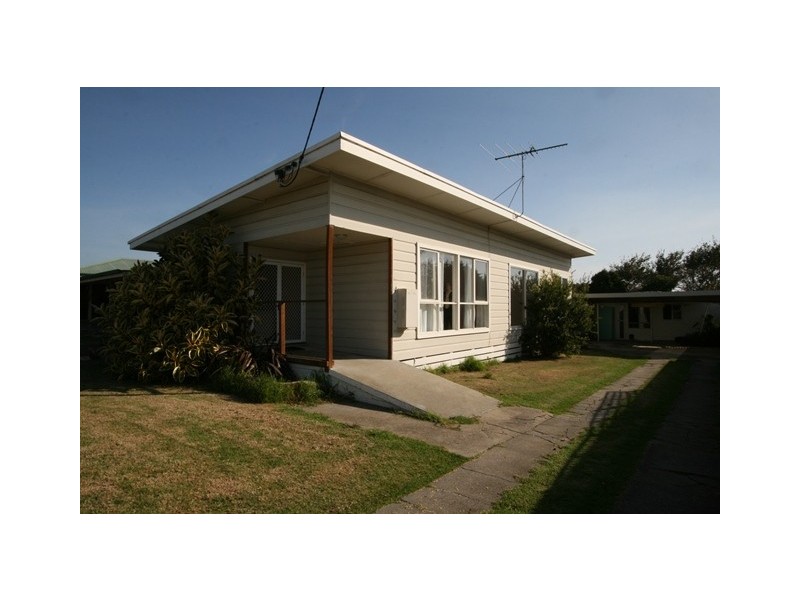 19 Edgar Road, San Remo VIC 3925