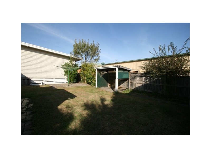 19 Edgar Road, San Remo VIC 3925