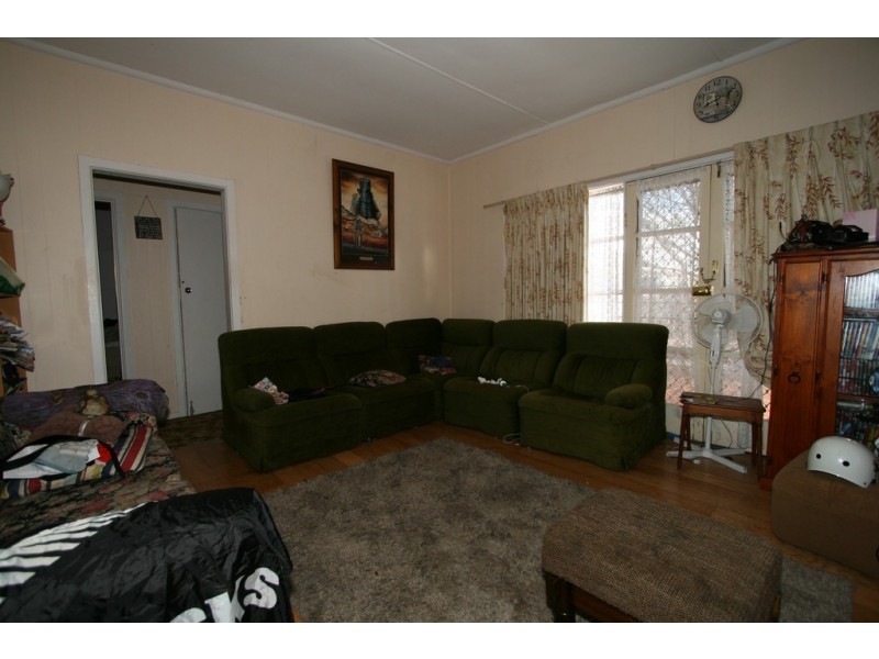17 Grandview Grove, Cowes VIC 3922