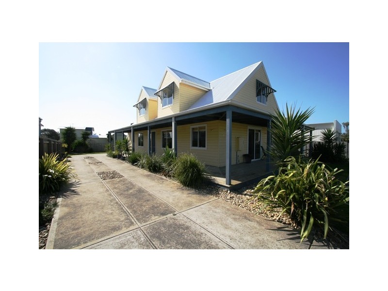 23 Katherine Circuit, Cowes VIC 3922