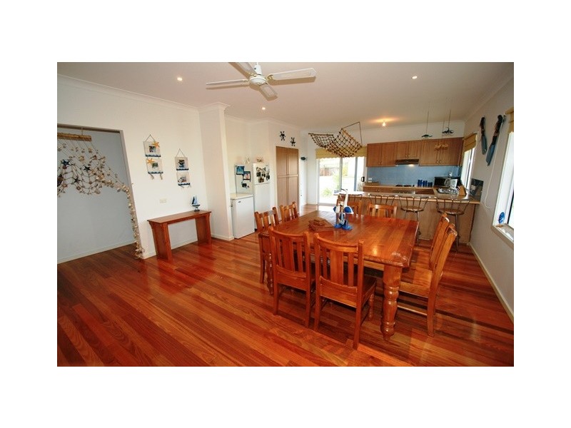 23 Katherine Circuit, Cowes VIC 3922
