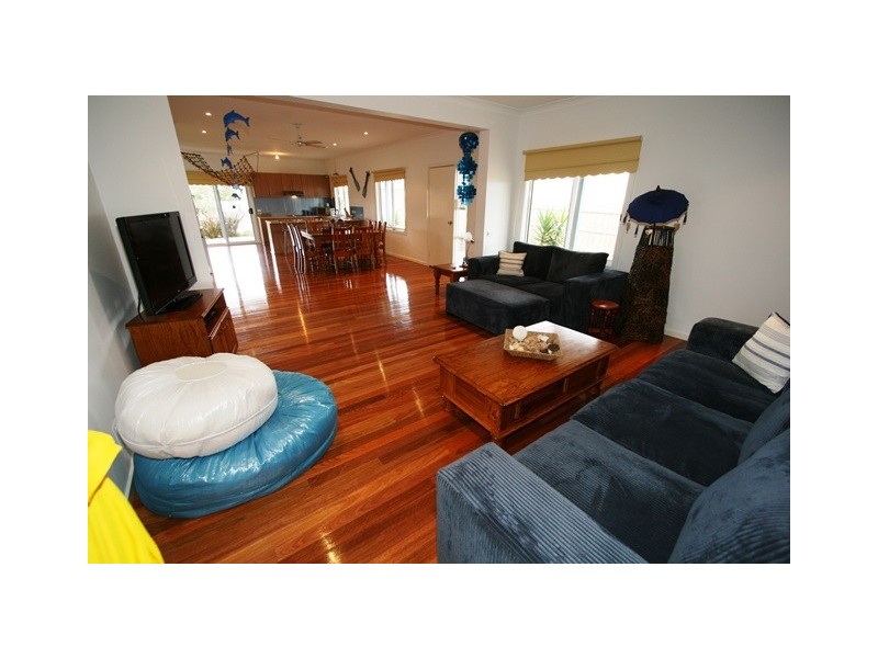 23 Katherine Circuit, Cowes VIC 3922
