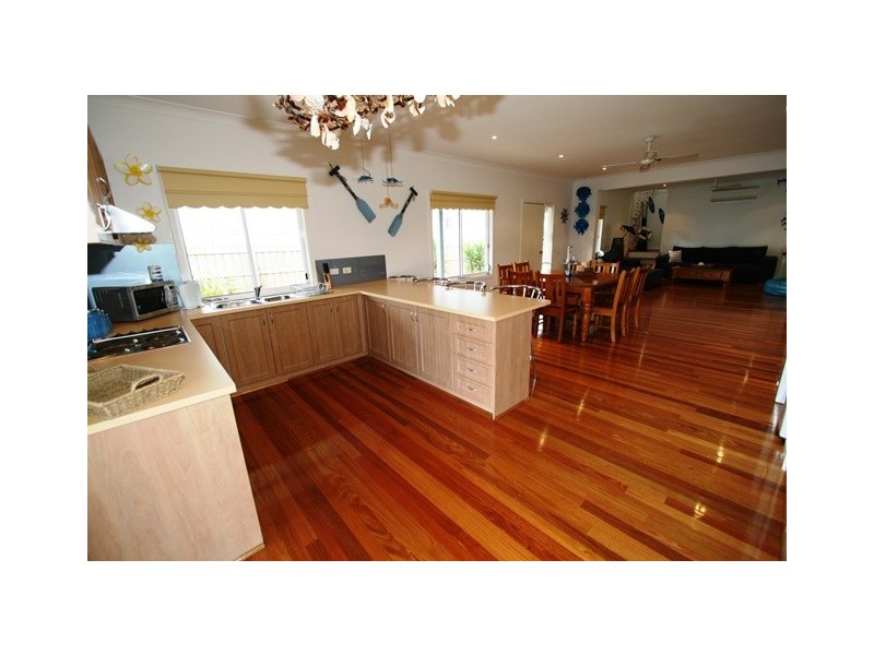 23 Katherine Circuit, Cowes VIC 3922