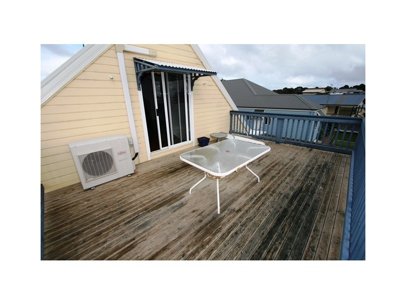 23 Katherine Circuit, Cowes VIC 3922