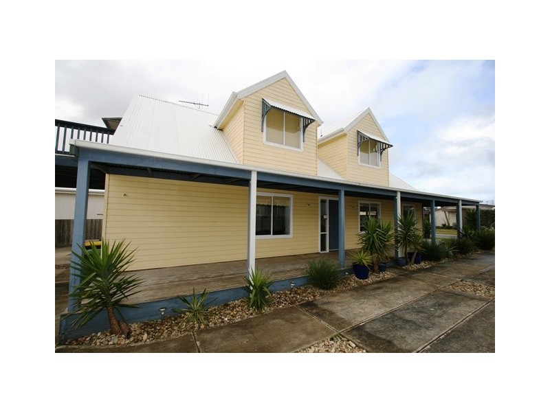23 Katherine Circuit, Cowes VIC 3922