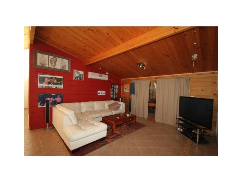 206 Thompson Avenue, Cowes VIC 3922