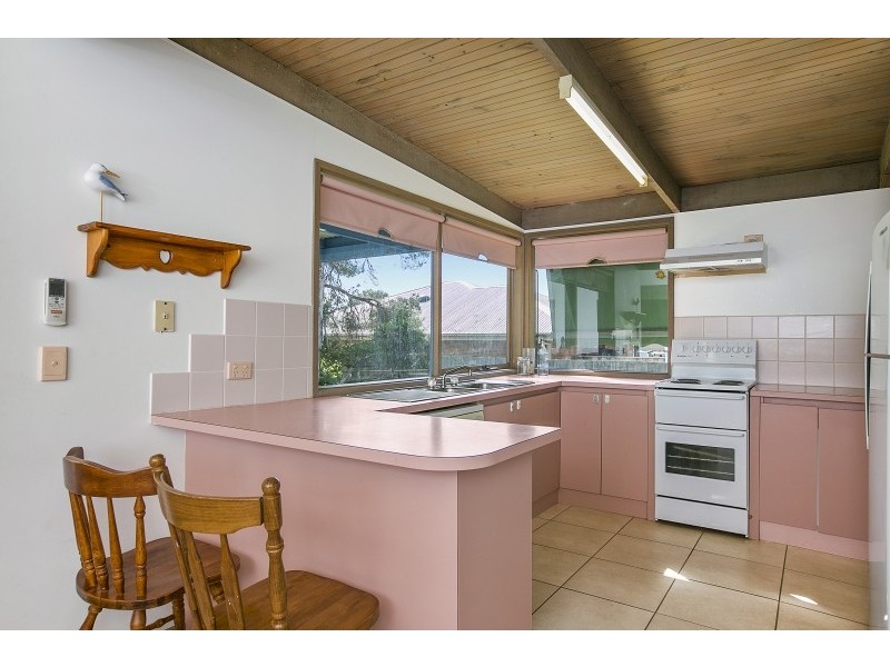 6 Kenwyn Court, Cowes VIC 3922