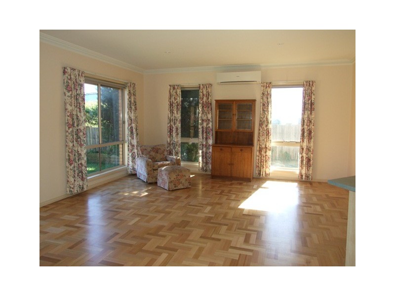 4/52-54 Genista St, San Remo VIC 3925