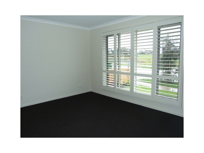 27 Elvington Avenue, Cowes VIC 3922