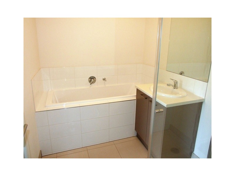 1B Wagtail Way, Cowes VIC 3922