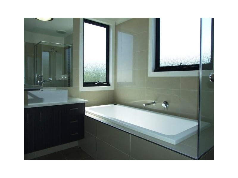 11 Pobblebonk Place, Cowes VIC 3922