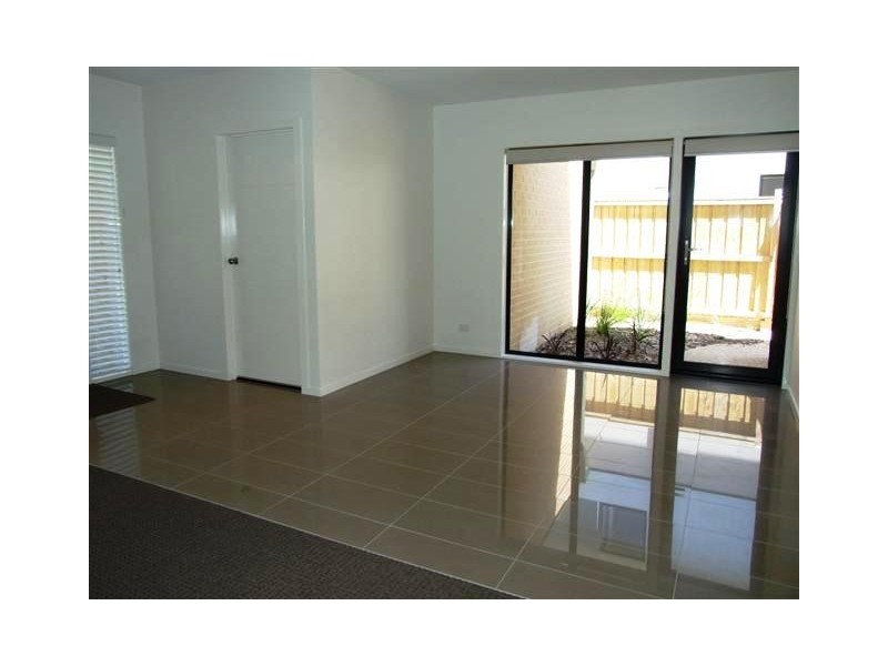 11 Pobblebonk Place, Cowes VIC 3922