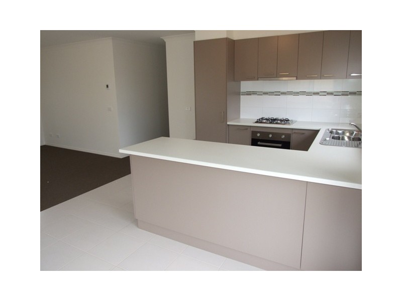 17 Kingfisher Way, Cowes VIC 3922