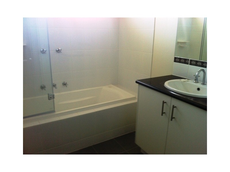 40 Castle Combe Cct, Cowes VIC 3922