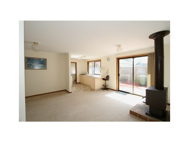 2/42 Walton Street, Cowes VIC 3922