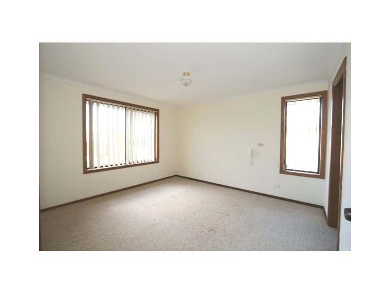 2/42 Walton Street, Cowes VIC 3922