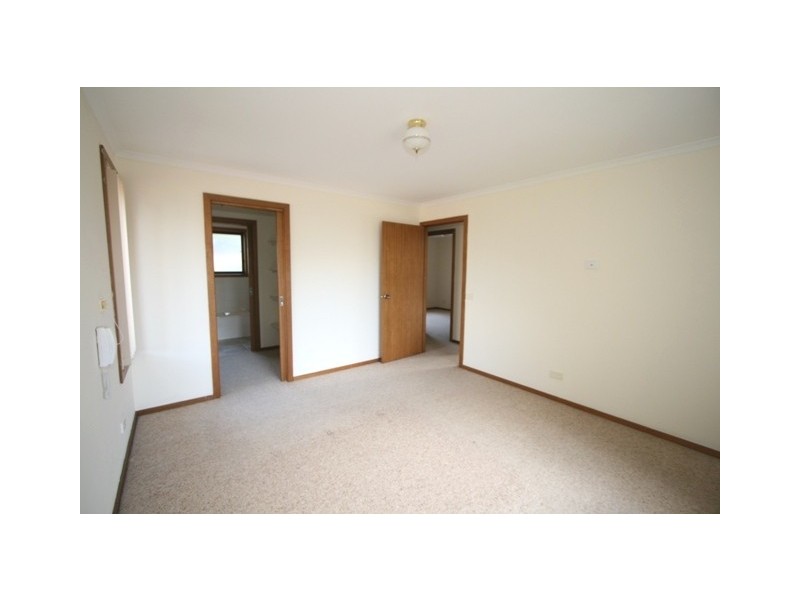 2/42 Walton Street, Cowes VIC 3922