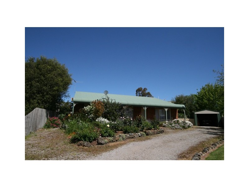 18 Hotham Close, Cowes VIC 3922