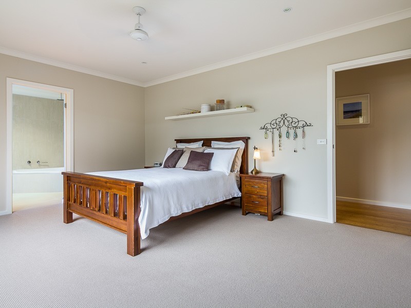 4 Poulter Avenue, Rhyll VIC 3923