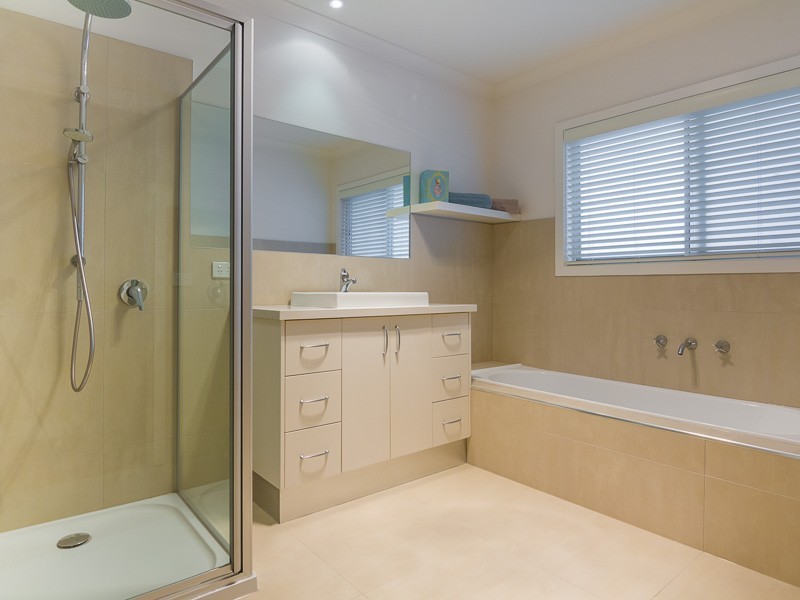 4 Poulter Avenue, Rhyll VIC 3923