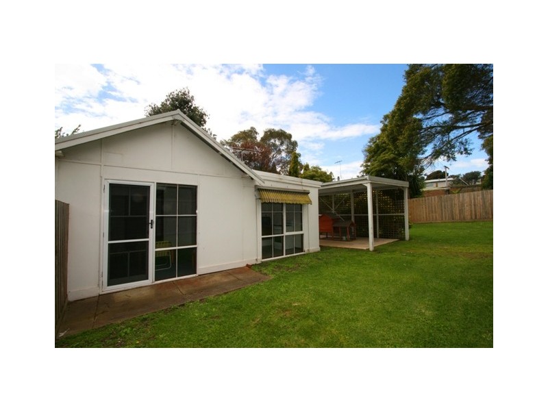 112 Church Street, Cowes VIC 3922