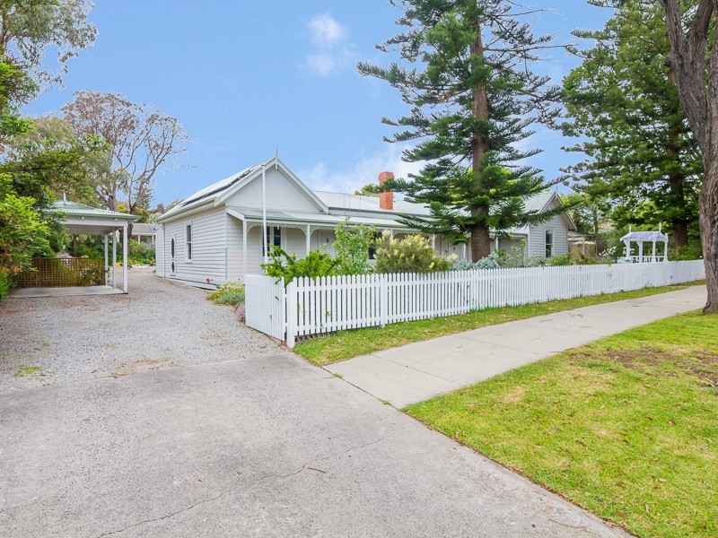 27-29 Osbourne Avenue, Cowes VIC 3922
