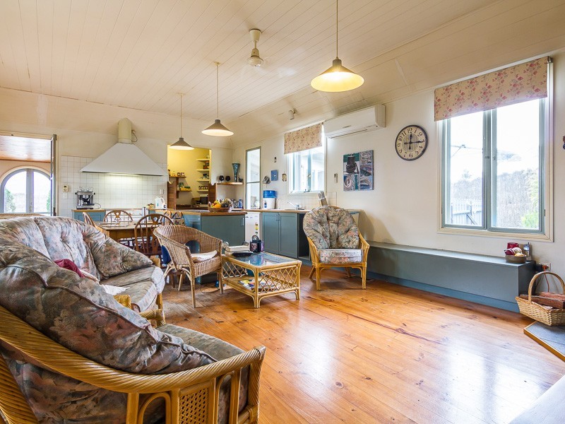 2/42 Stradbroke Avenue, Cowes VIC 3922