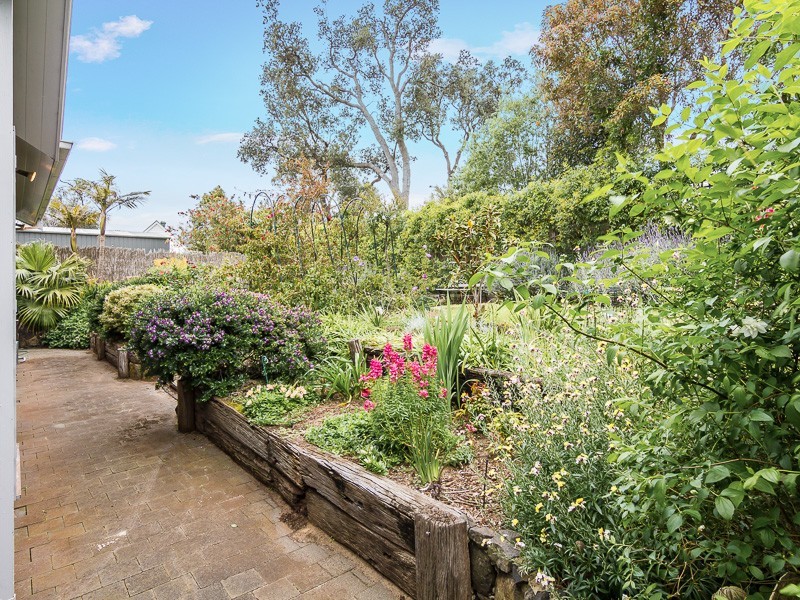 2/42 Stradbroke Avenue, Cowes VIC 3922