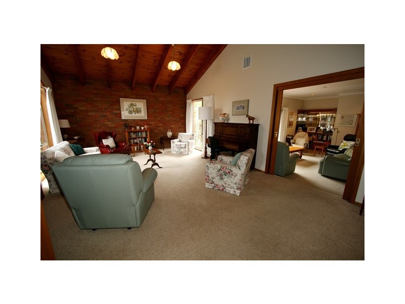 15 Walton Street, Cowes VIC 3922