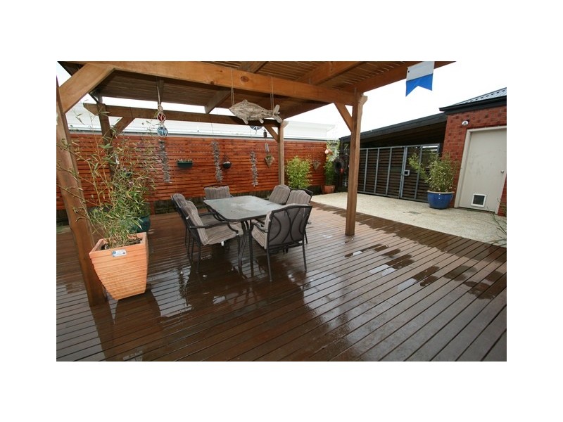 38 Seagrove Way, Cowes VIC 3922