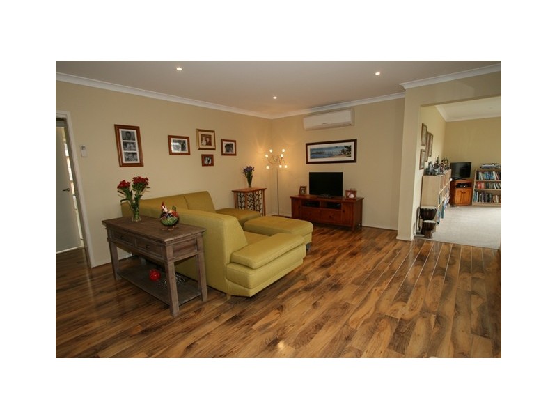 38 Seagrove Way, Cowes VIC 3922