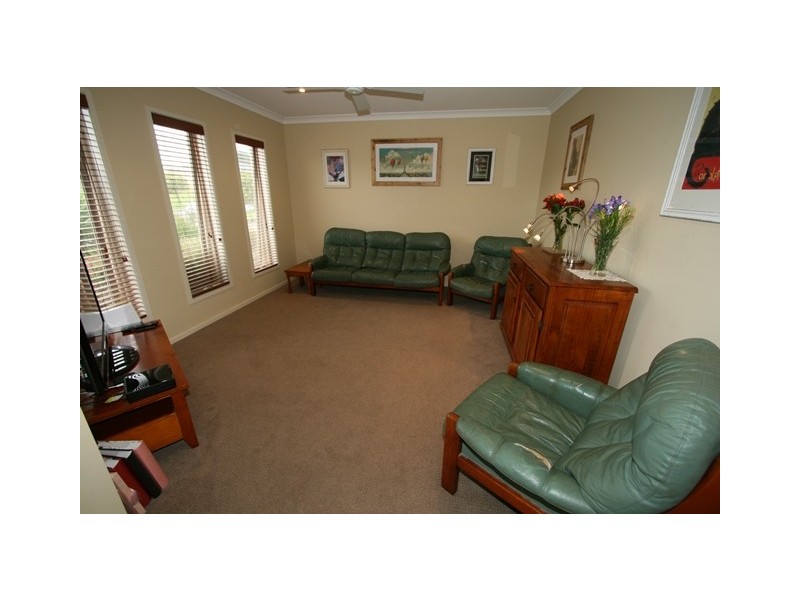 38 Seagrove Way, Cowes VIC 3922