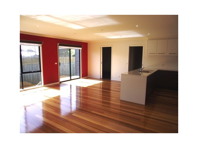 2/9 Goondiwindi Drive, Cowes VIC 3922