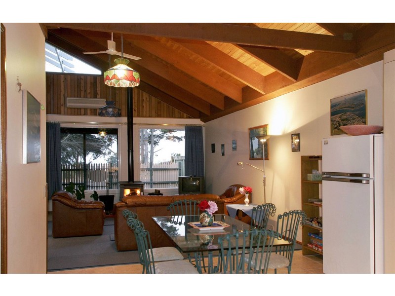 79-81 Phillip Island Road, San Remo VIC 3925