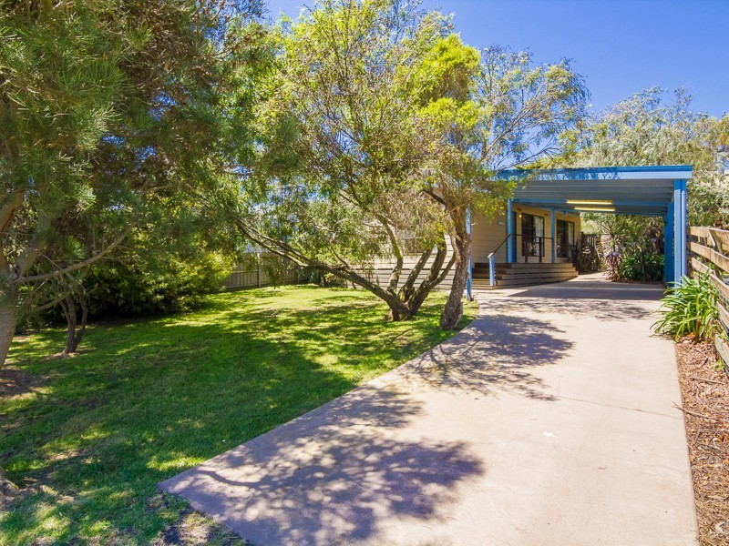 7 Dolphin Drive, Smiths Beach VIC 3922