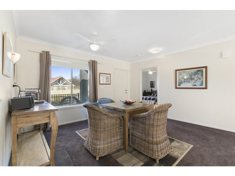 2 Acacia Close, Cowes VIC 3922