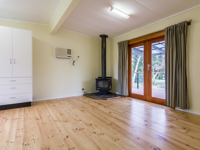 17 Ti Tree Drive, Cowes VIC 3922