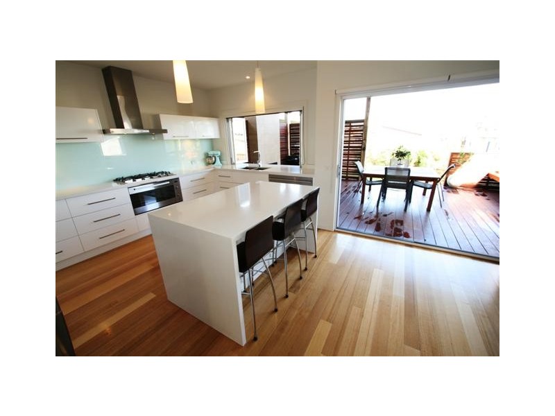 12 Currawong Close, Cowes VIC 3922