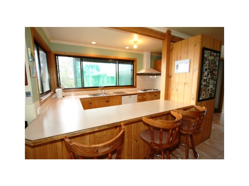 19 Terry Crescent, Wimbledon Heights VIC 3922