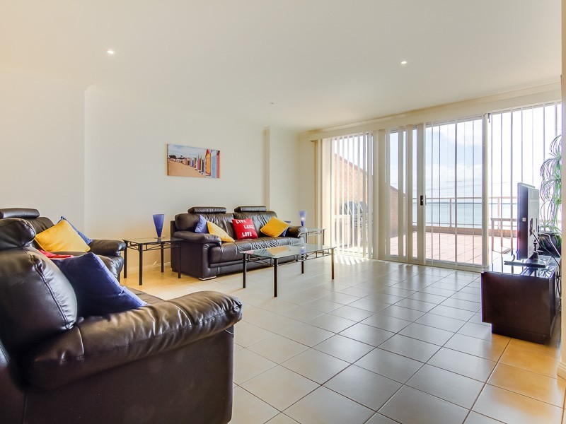 Apt 12/16 The Esplanade, Cowes VIC 3922