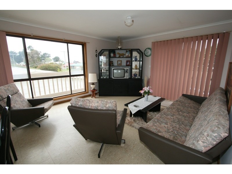 24 Carapooka Way, Cowes VIC 3922