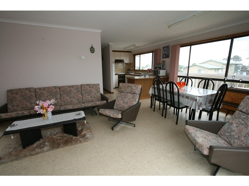 24 Carapooka Way, Cowes VIC 3922