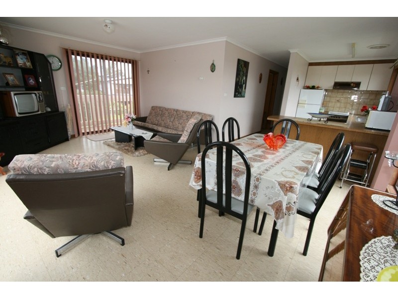 24 Carapooka Way, Cowes VIC 3922