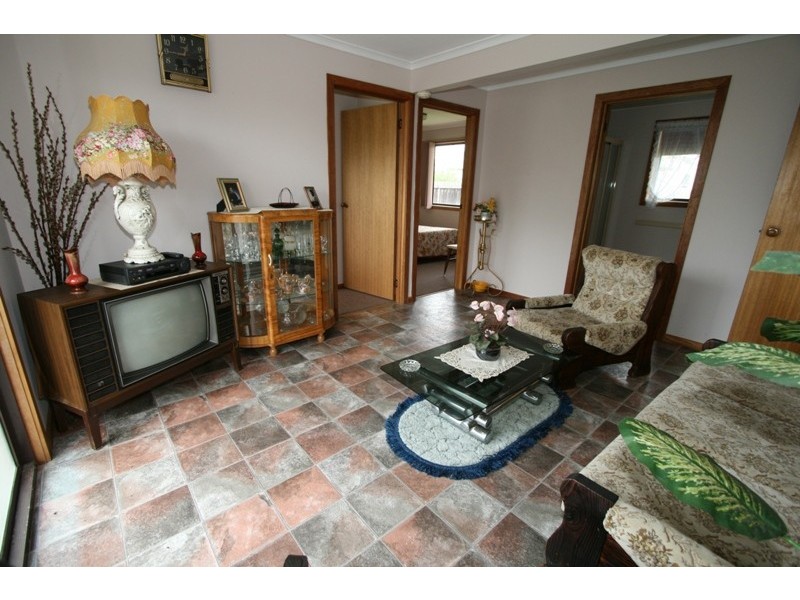 24 Carapooka Way, Cowes VIC 3922